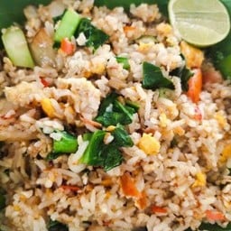 เฌอแตมกระเพราถาด+เฌอเเตมขาหมูบุปเฟ่ต์