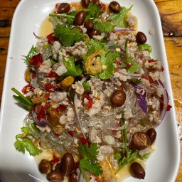 ยำวุ้นเส้นโบราณ