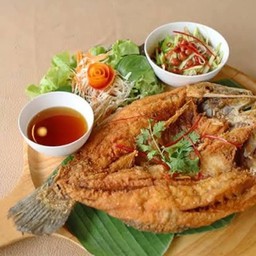 ปลากะพงทอดน้ำปลา,ต้มเล้ง,ข้วผัดหมูห่อไข่