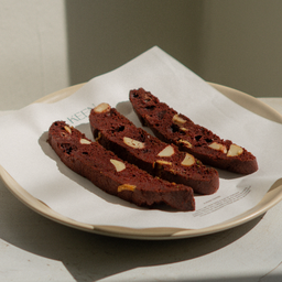 Red Velvet Macadamia White Chocolate Pack