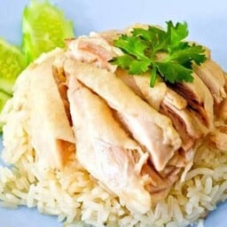 ข้าวมันไก่ลุงบ๊อบ by bobby camp ข้าวมันไก่ลุงบ๊อบ by bobby camp