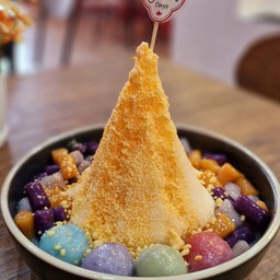 เป่าปิงบัวลอย ซอสไข่เค็ม