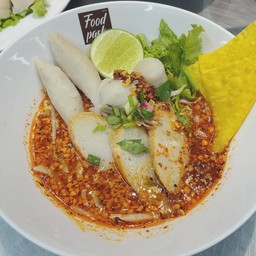 ก๋วยเตี๋ยวเส้นปลาต้มยำ
