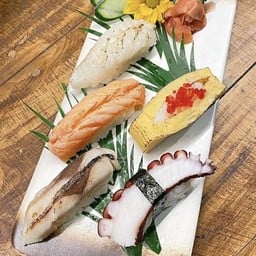 SP35 Nigiri Sushi