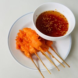 ไข่หมึกชุบแป้งทอดมาเหมี่ยว