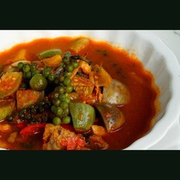 แกงป่าไก่บ้าน