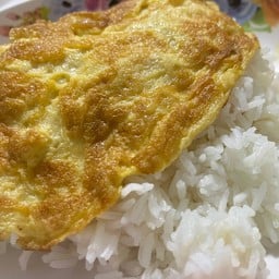 เด็ดกระเพรา แม่มะลิ