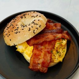 Scrambled Eggs & Bacon