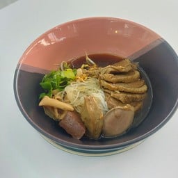 ก๋วยเตี๋ยวเป็ด109byฑูรโภชนา ตลาดมารวยไนท์มาร์เก็ตโซนห้องแอร์