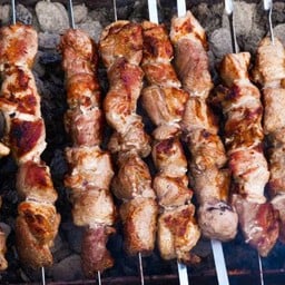 Y02 หมูย่างซอส