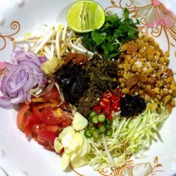 ยำใบชาพม่า