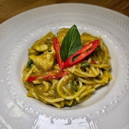 สปาเก็ตตี้แกงเขียวหวานไก่