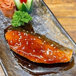 A02 Salmon Teriyaki แซลมอนเทริยากิ