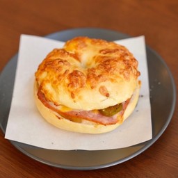 Cheesy Smoked Ham & Jalapeños