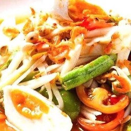 ตำไทย+ไข่เค็ม (ส้มตำคุณหลอด)