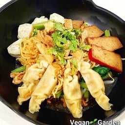 บะหมี่เกี๊ยวแห้งหมูแดง