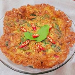 ไข่เจียวกะเพรา (กับข้าว)