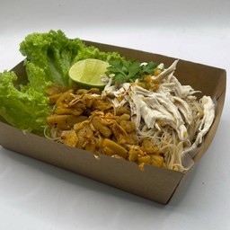 รสดีผัดกะเพรา ข้าวยำไก่กรอบ