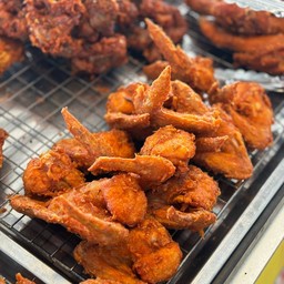 ปีกไก่ทอด
