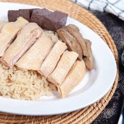 กู๋เฮงข้าวมันไก่สิงคโปร์ (ลาดพร้าววังหิน27)