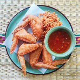 ปีกไก่ทอดเกลือ (5ชิ้น)