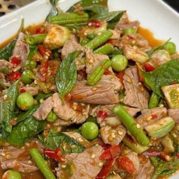 ยำโต่งหมู