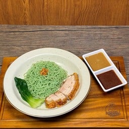 บะหมี่หมูกรอบ