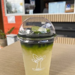 ชาขียวน้ำผึ้งมะนาวเย็น