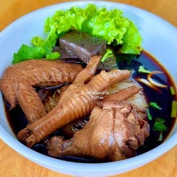 ก๋วยเตี๋ยวไก่ตุ๋น