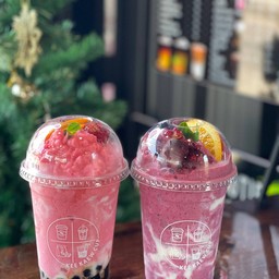 ราสเบอรี่โยเกิร์ต