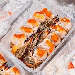 ปูม้าไข่ดอง น้ำปลากวน มีน้ำจิ้มซีฟู้ดแซ่บๆ