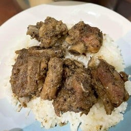 โกโอ่ง ข้าวซี่โครงหมูอบ ตำนานเชียงราย ชลบุรีอ่างศิลา