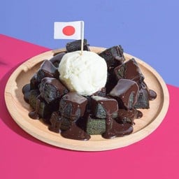 โทสต์โชคุปังชาร์โคลช็อค+ไอศกรีม