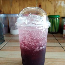 น้ำองุ่นโซดา