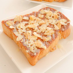 นูเทลล่าอัลมอนด์