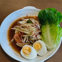 ส้มตำปลาร้าไข่ต้ม