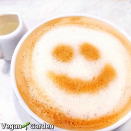 ลาเต้ร้อน