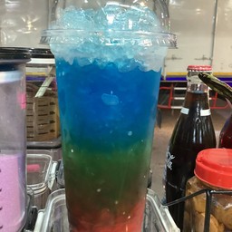 เรนโบว์อิตาเลี่ยนโซดา