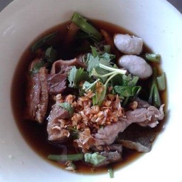 ก๋วยเตี๋ยวเนื้อ