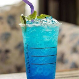 น้ำบลูฮาวายโซดา