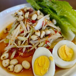 ส้มตำไทยไข่ต้ม