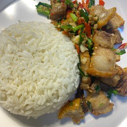 ข้าวราดหมูกรอบพริกเกลือ