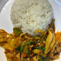 ข้าวราดผัดพริกเผาหมูชิ้น
