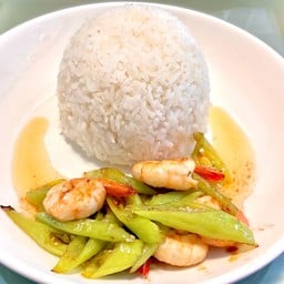 ผัดพริกหยวกกุ้ง ราดข้าว
