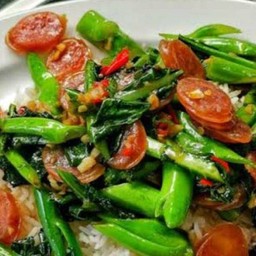 ผัดพริกคะน้ากุนเชียง