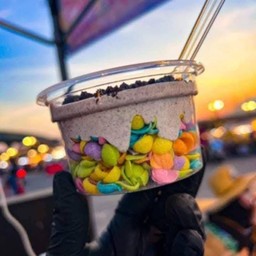 แคร็กเกอร์สีรุ้ง