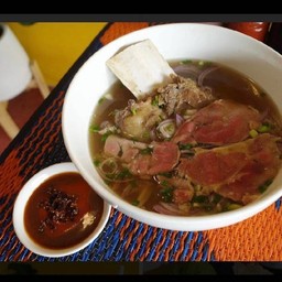 [อร่อยซ่ากับโค้ก] เฝอดี Special +  โค้ก ออริจินัล (กระป๋อง) + โค้ก ไม่มีน้ำตาล (กระป๋อง) 