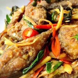 ผัดฉ่าปลาดุก