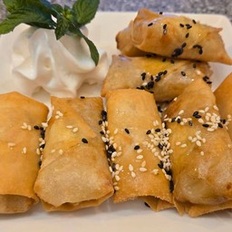 โรลกล้วยหอมทอด