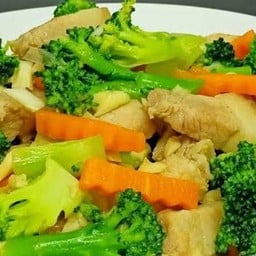 ผัดมักโครี